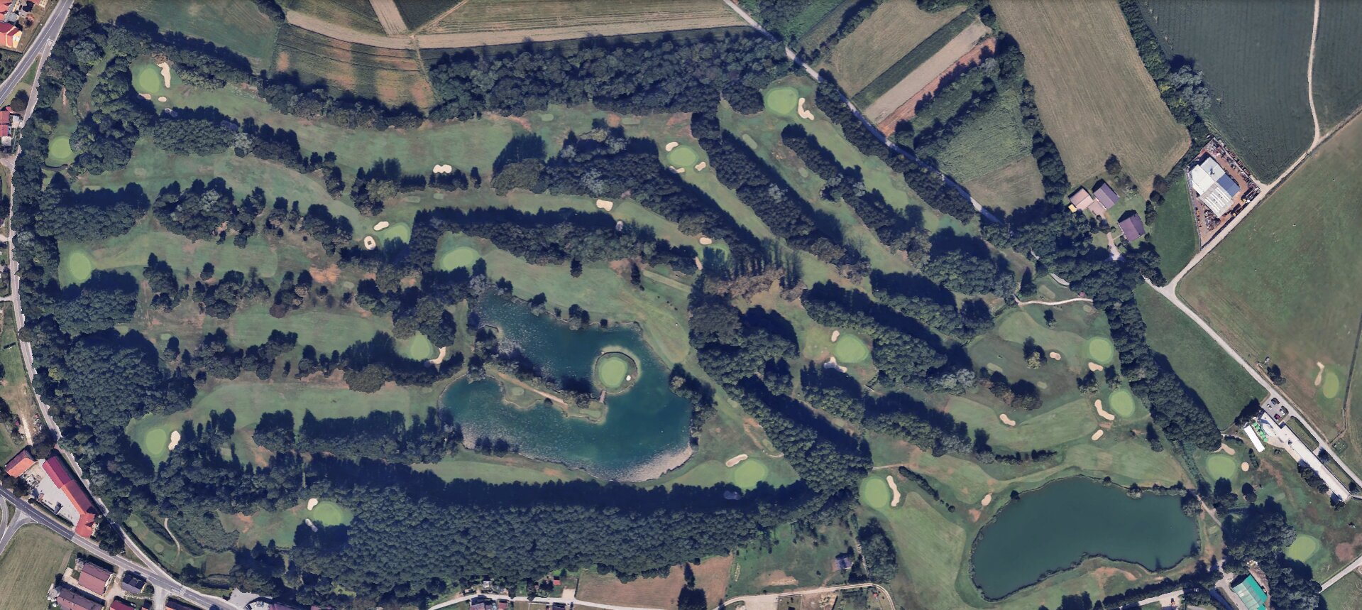 Zemljevid igrišča Golf Ptuj — 18 lukenj v parkovni postavitvi ob Dravi